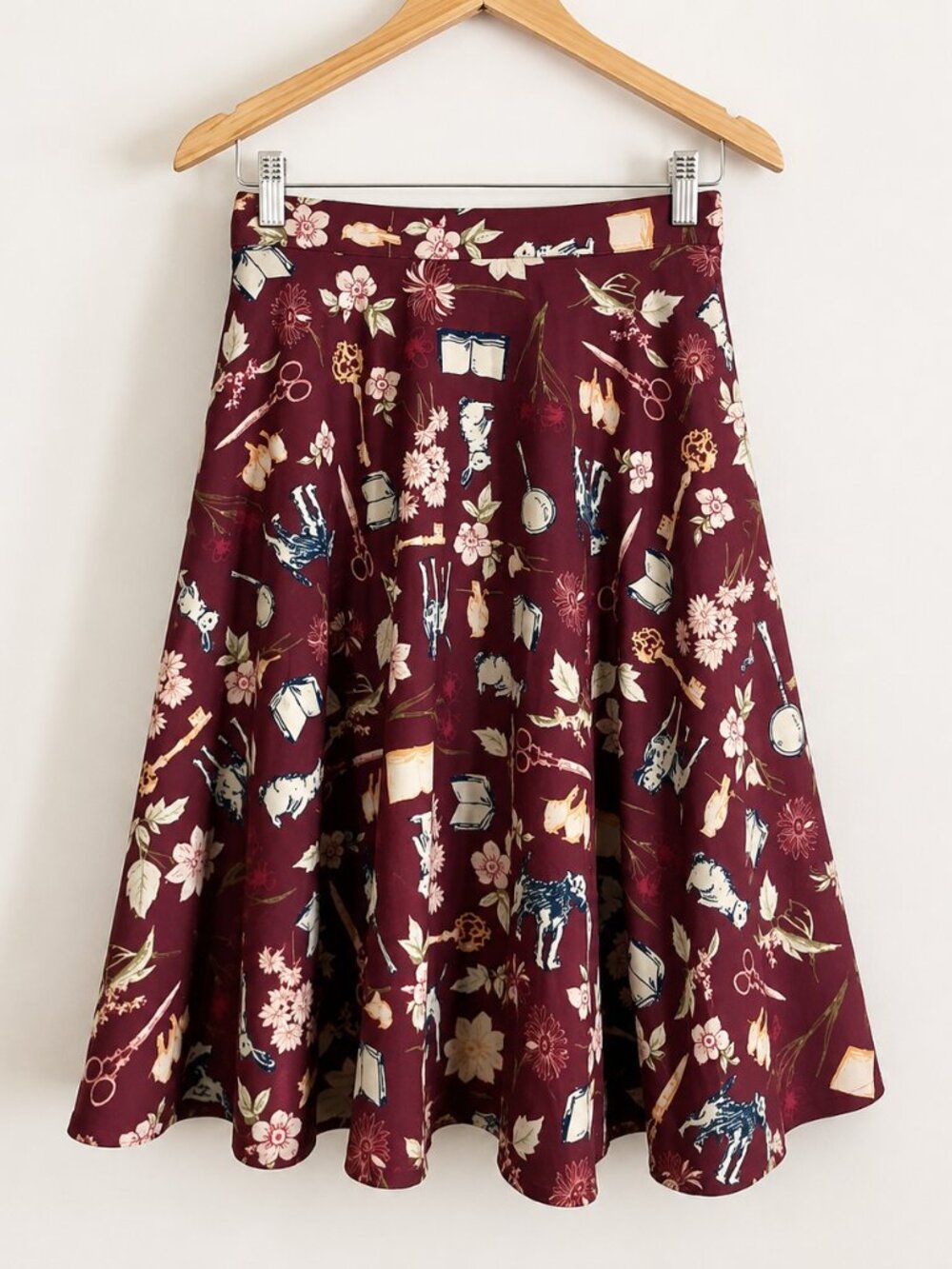 ModCloth Mystery Assistant Skirt Burgundy Novelty Dogs Bunnies Books Sz 3X - Picture 4 of 6